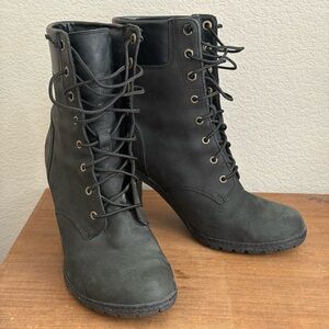 Timberland Black Lace-Up Women's Boots